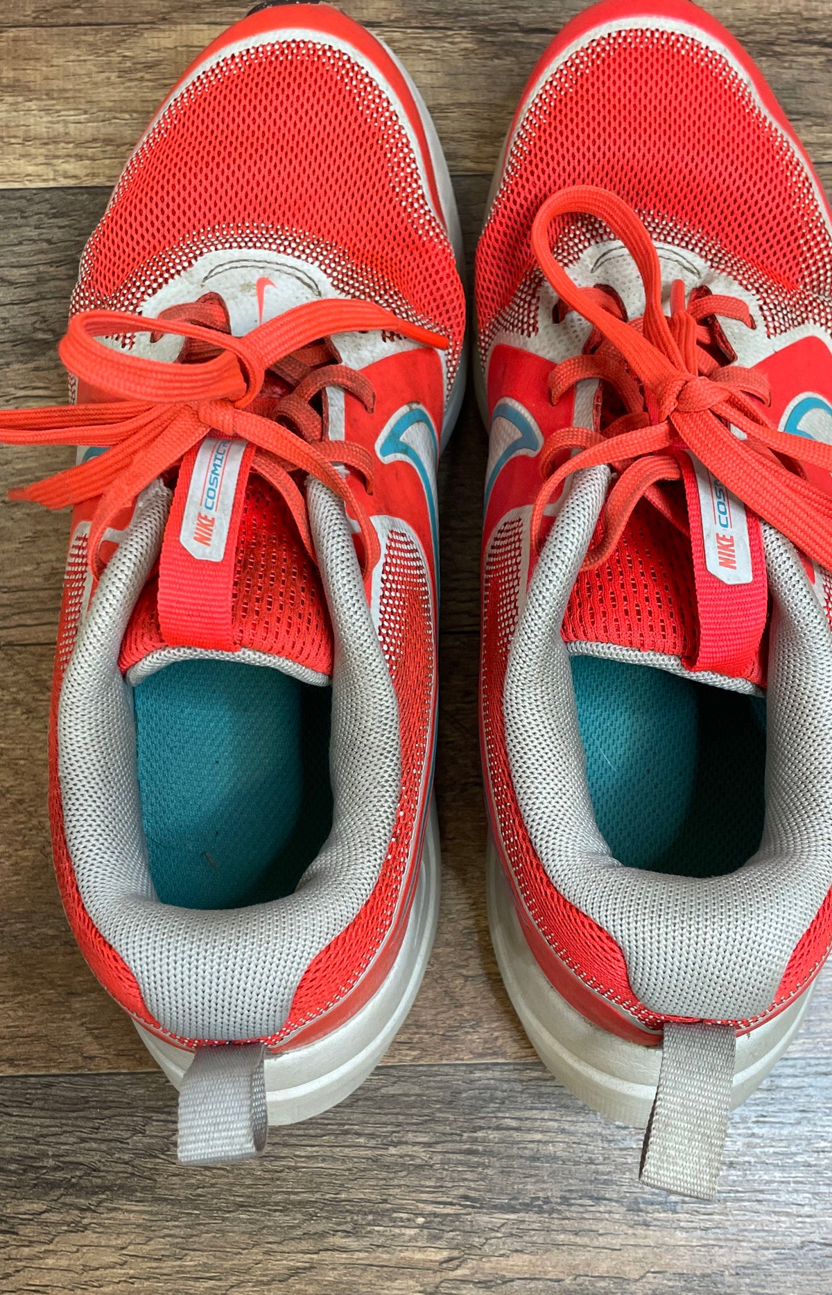 Nike Cosmic Runner Orange White Blue Youth Running Shoes HM4402-600 Size 3.5Y