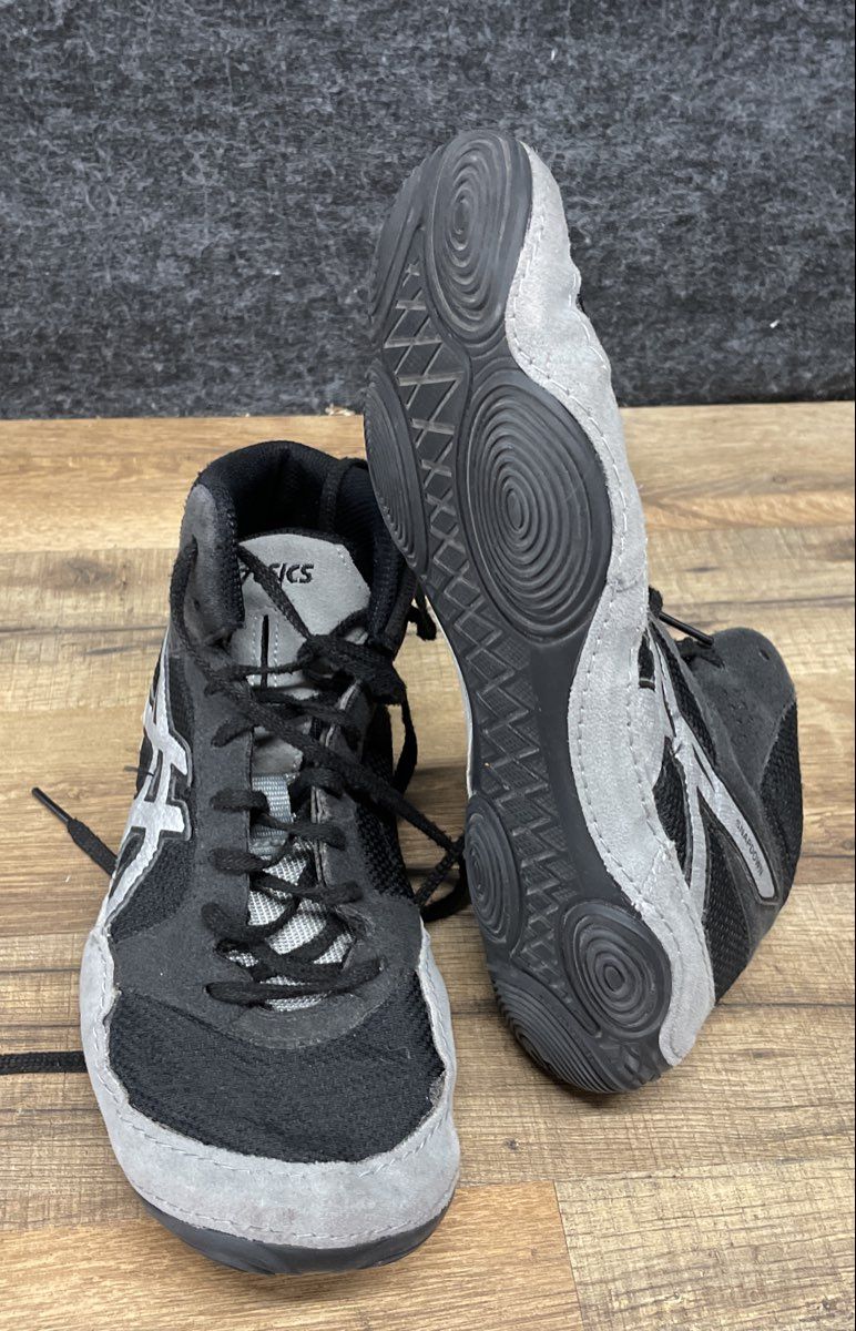 Asics Snapdown 2 Grey Black Wrestling Shoes Size 6.5 Wide