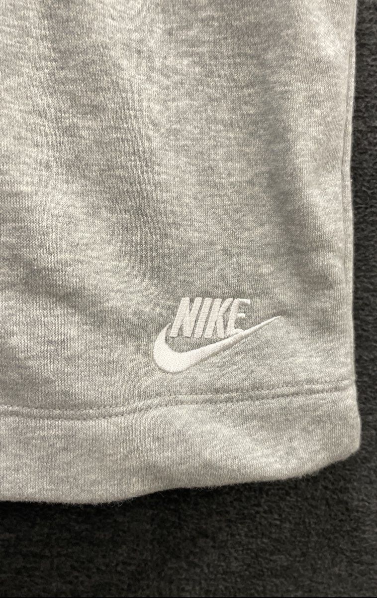 Nike Women's Gray Heather Mid Rise Standard Fit Fleece Shorts Sz 3X NWT