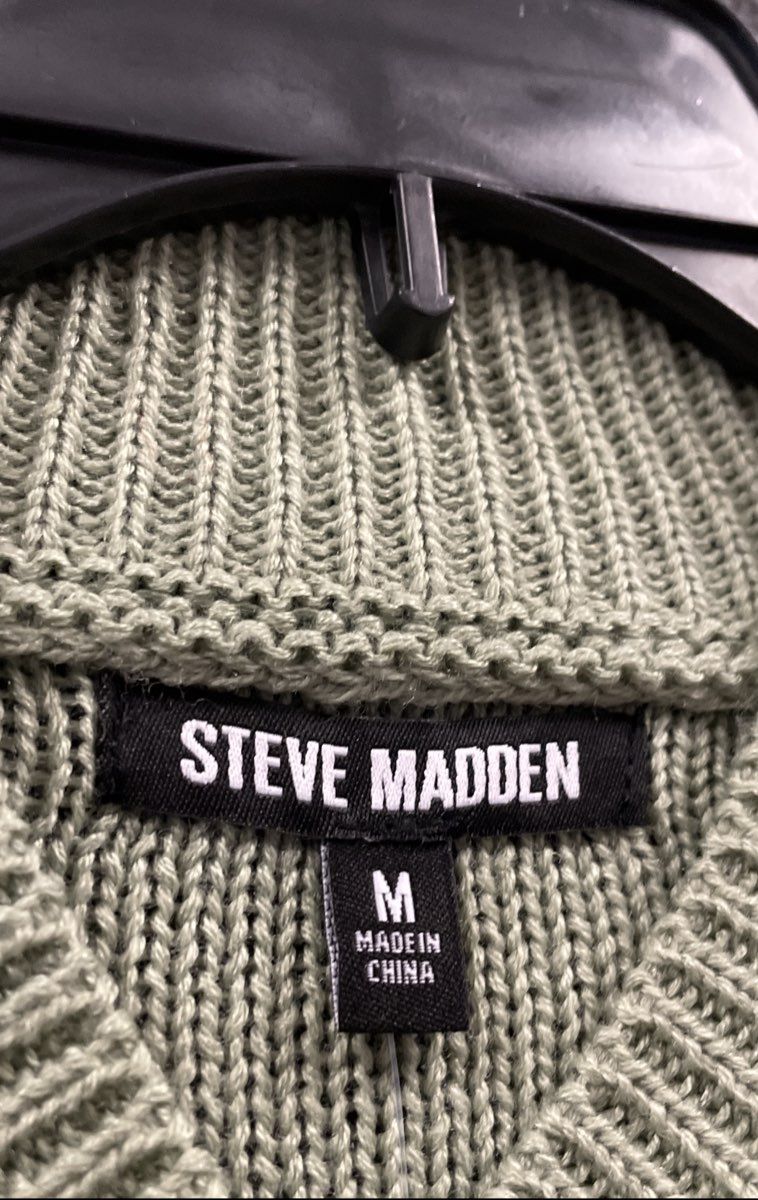 Steve Madden Women's Sage Green Cutout High Neck Cable Knit Sweater Sz M NWT