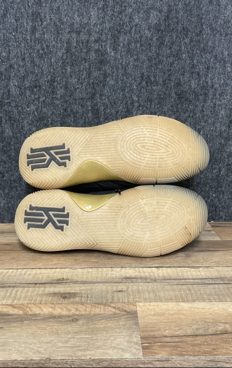 Nike Kyrie 2 iD Black Metallic Gold Basketball Sneakers Men's Size 11
