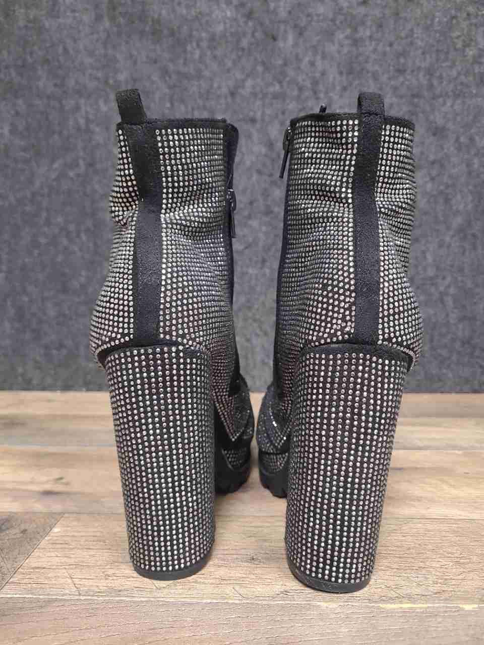 Steve Madden Dashing Black Rhinestone Platform Block Heel Ankle Boots Size 7.5