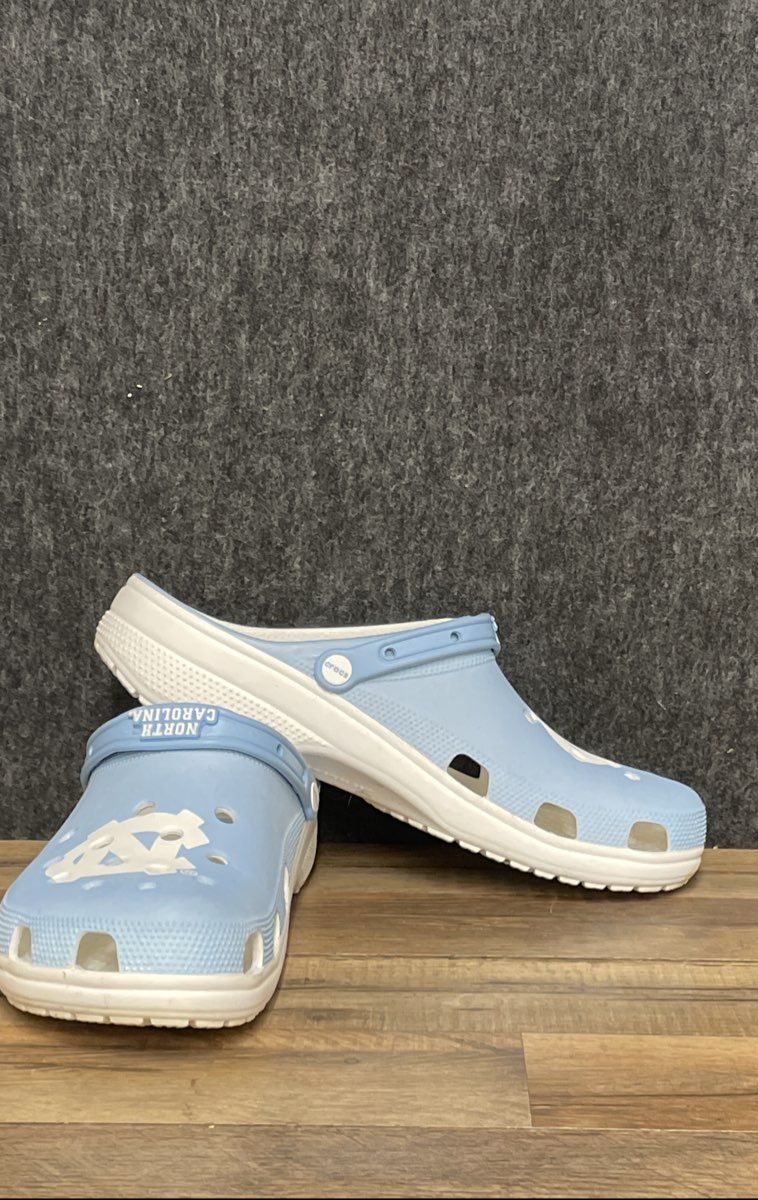 Crocs University of North Carolina UNC Tar Heels Classic Clogs Blue Size 16