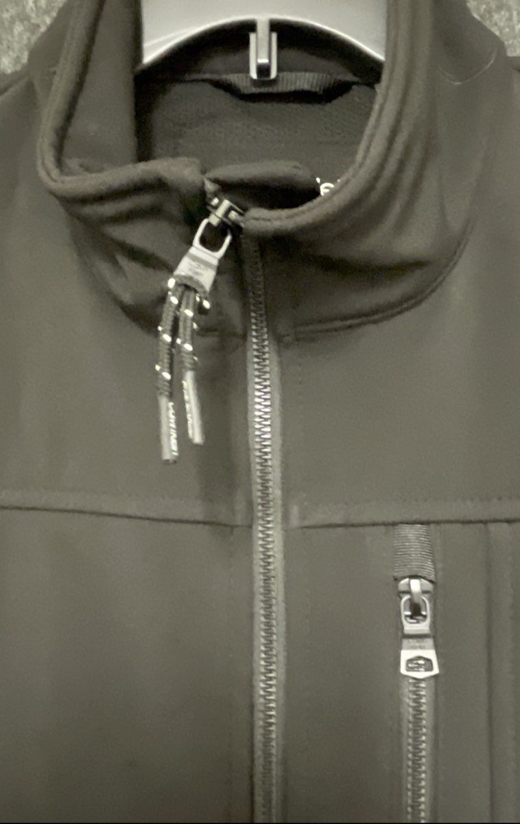 Calvin Klein Men's Black Water Resistant 4-Way Stretch Softshell Jacket Sz M