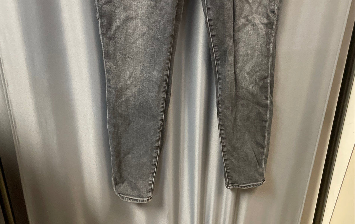 7 For All Mankind Women's Black Skinny Jeans Washed Embellished Pockets Sz 29