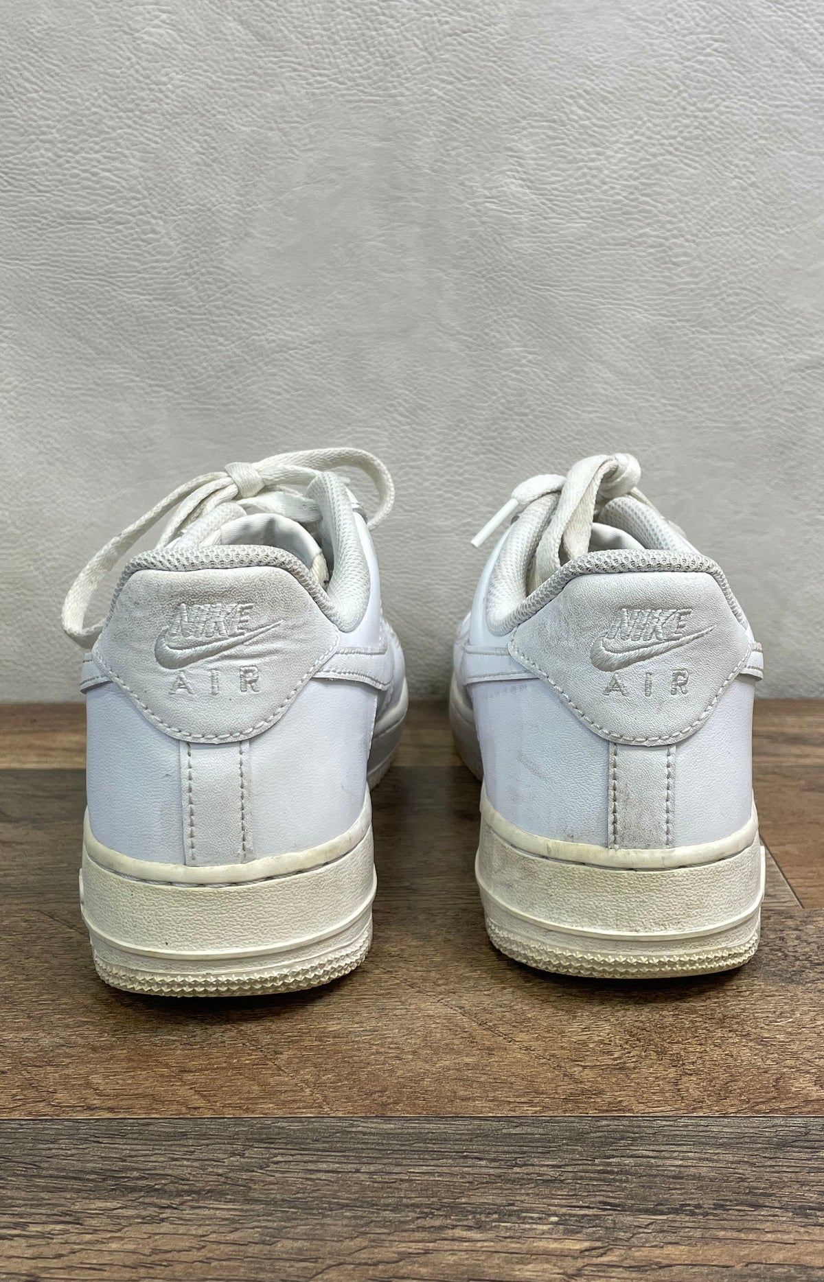 Nike Air Force 1 '07 Triple White Women's Low Sneakers Size 10
