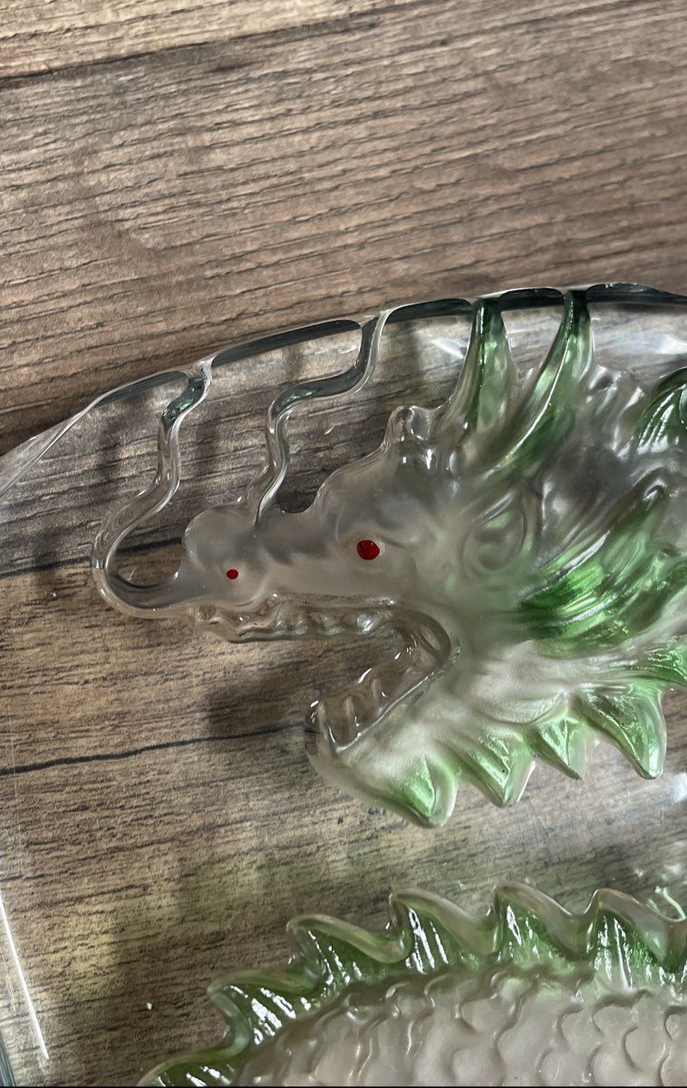 Vintage Art Glass Dragon Paperweight Asian Oriental Figurine Green Gold Glitter