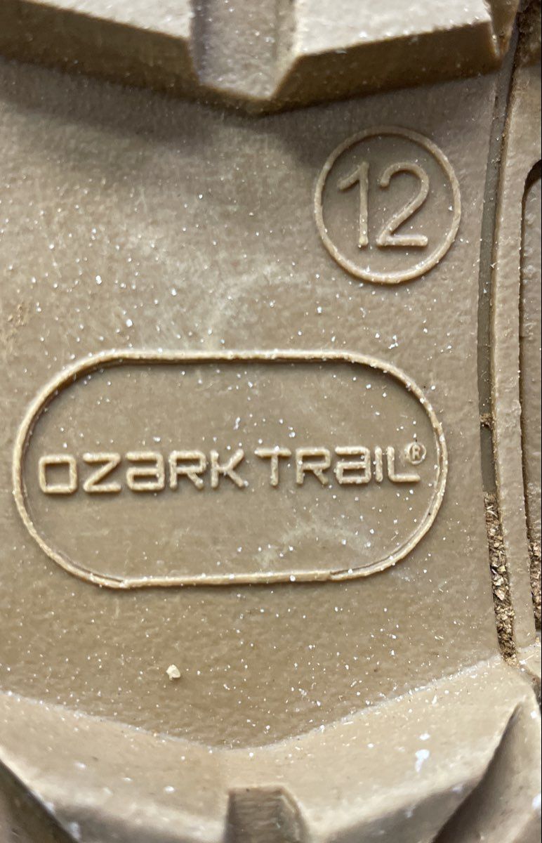 Ozark Trail Camo 3M Thinsulate 200g Snow Hunting Duck Boots Men's Size 12