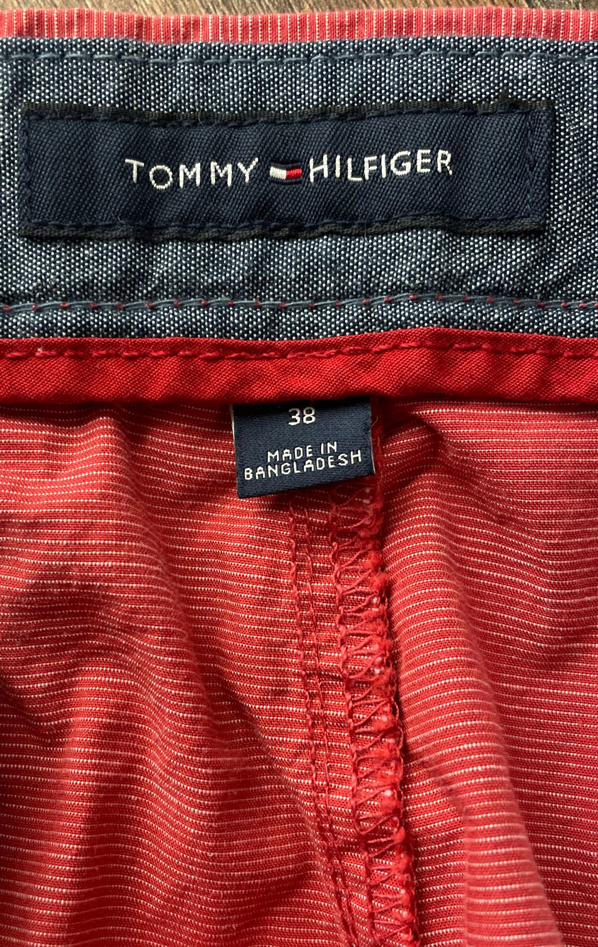 Tommy Hilfiger Men's Red White Micro Stripe Chino Shorts Sz 38