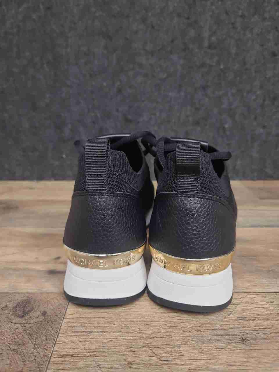 Michael Kors Black Gold Knit Low Top Trainer Sneakers Women's Size 7M