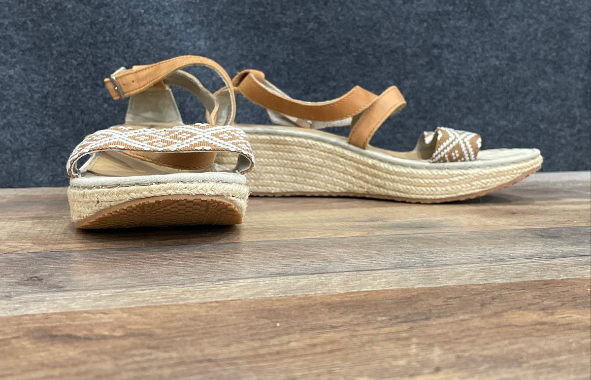 Eddie Bauer Tan Brown Woven Espadrille Wedge Sandals Women's Size 9