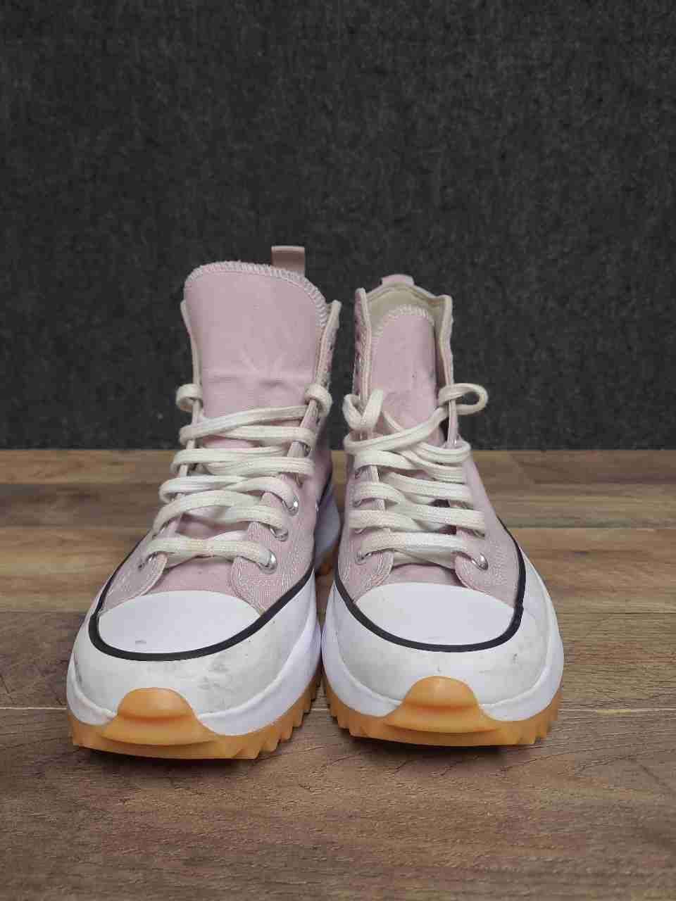 Converse Run Star Hike High Top Pink Quartz White Platform Size Men 7 Women 8.5