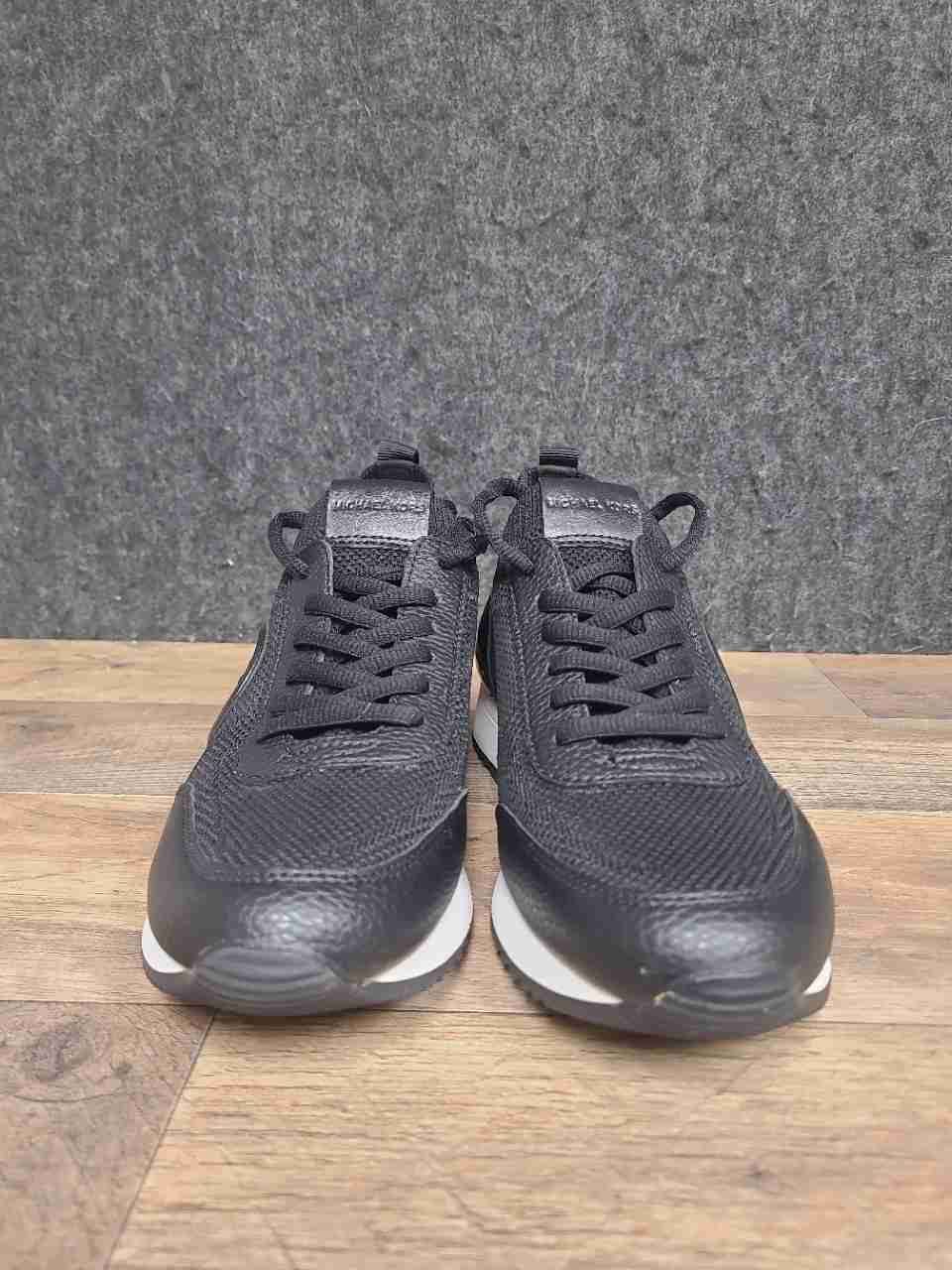 Michael Kors Black Gold Knit Low Top Trainer Sneakers Women's Size 7M
