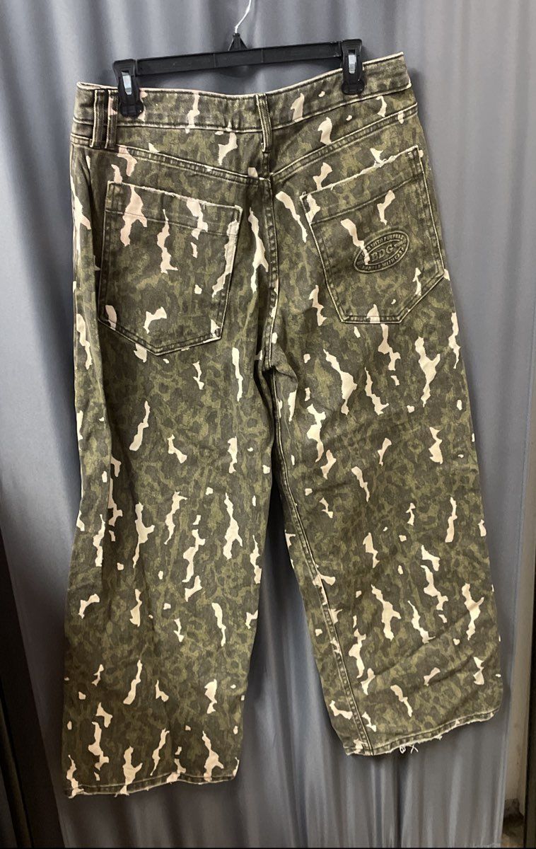 BDG Urban Outfitters Men's Green Camouflage Wide Leg Baggy Skate Jeans Sz 30W