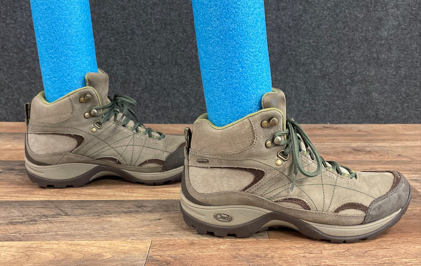 Chaco Women's Waterproof Suede Leather Mid Hiking Boots Tan Brown Size 8