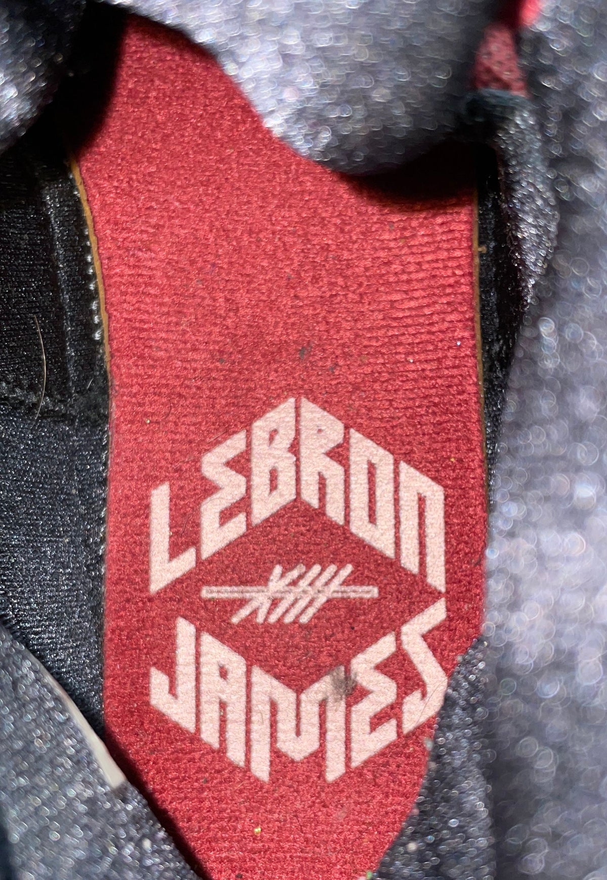 Nike LeBron 13 Team Red Metallic Bronze Basketball Shoes Size 7.5