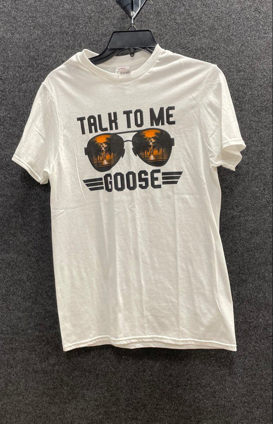 Top Gun Talk To Me Goose Aviator Sunglasses Graphic T-Shirt Delta Soft Sz S