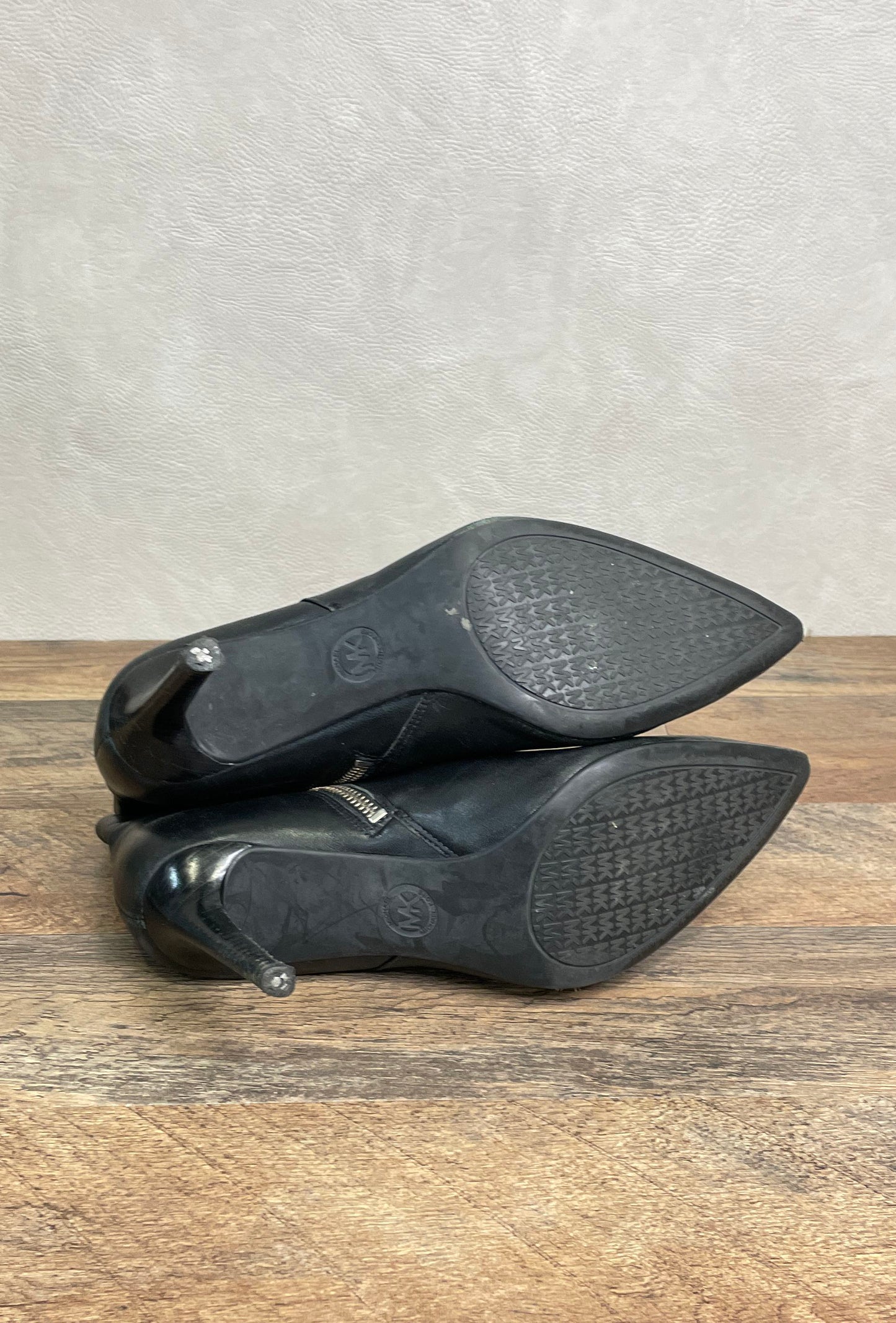 Michael Kors Black Leather Pointed Toe Stiletto Ankle Booties Size 8