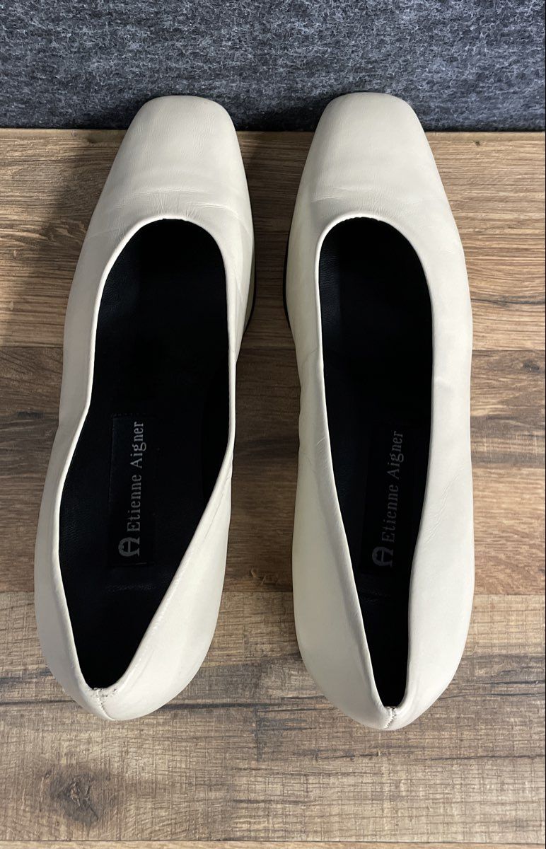 Etienne Aigner Sarah II Ivory Leather Block Heel Square Toe Pumps Size 6 M