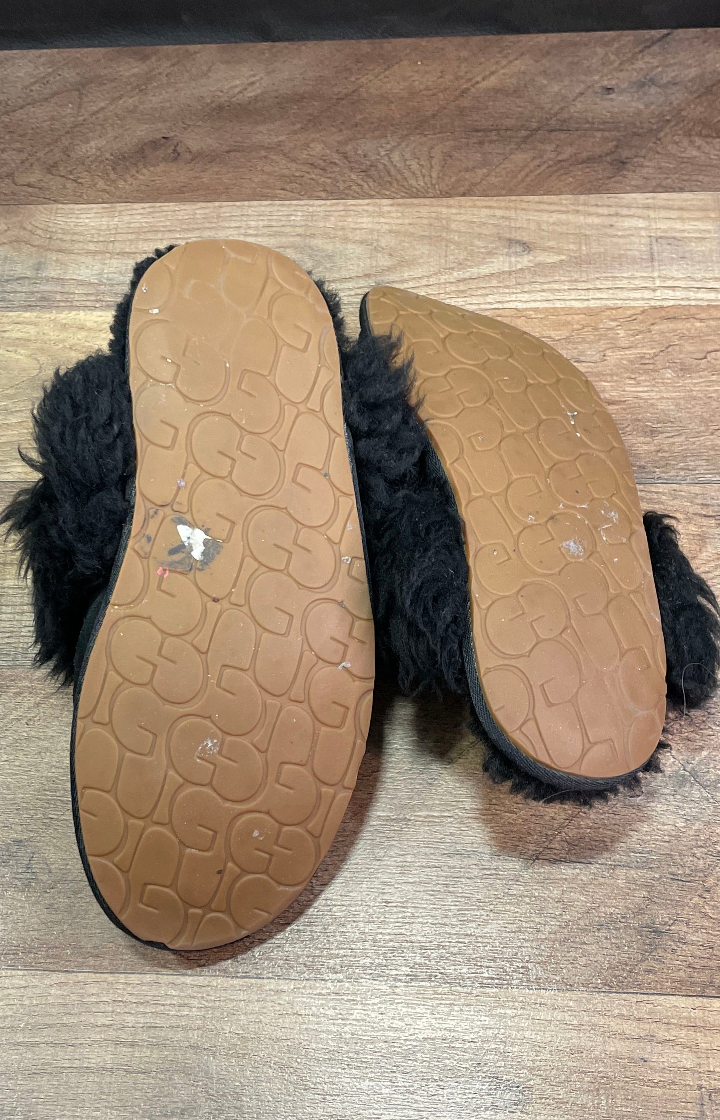 UGG Scuff Sis Black Sheepskin Suede Slippers Women's Size 9