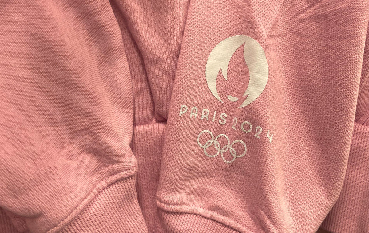 Paris 2024 Official Licensed Women's Pink Iridescent Logo Olympic Hoodie Sz L