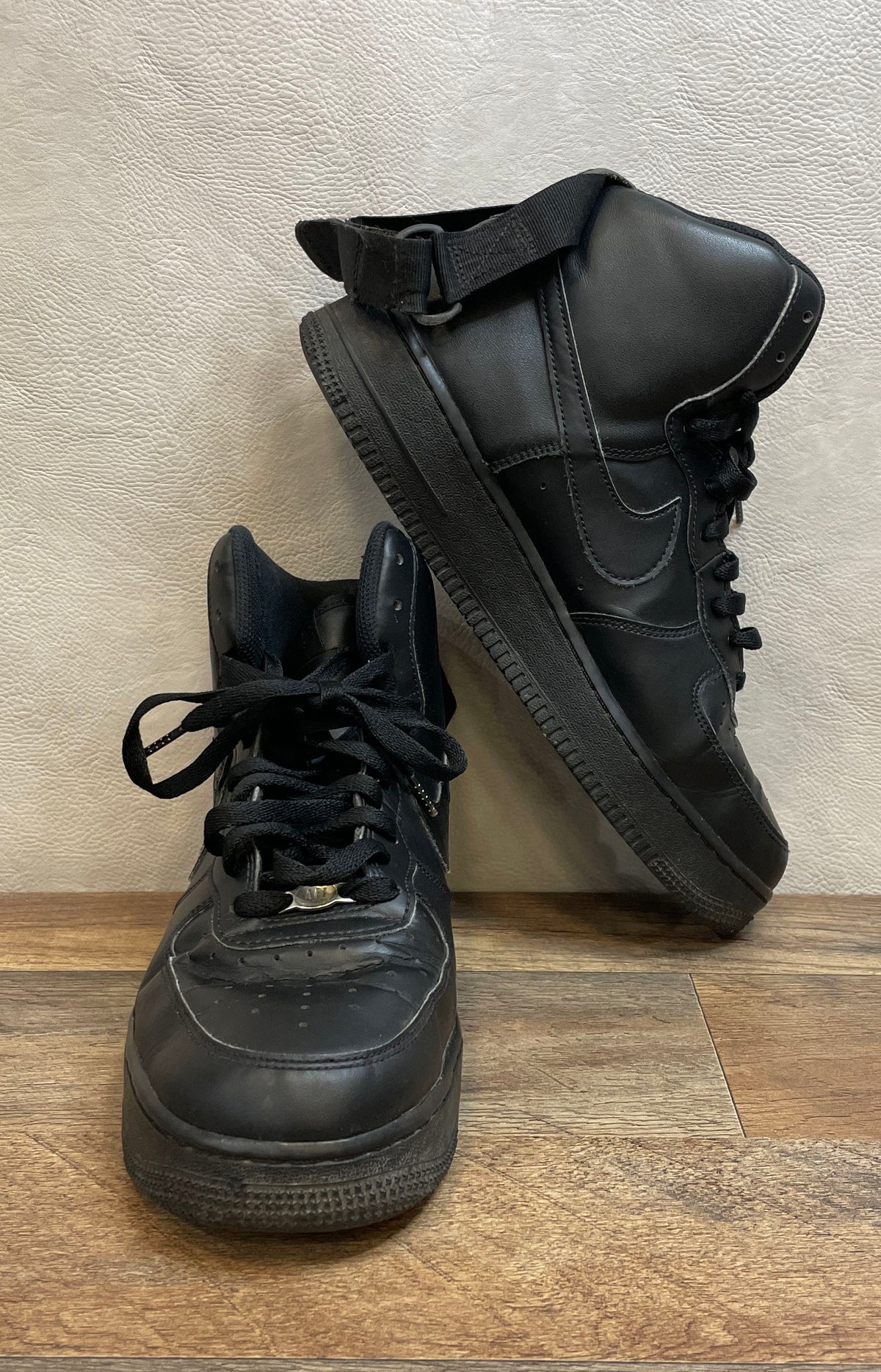 Nike Air Force 1 High '07 Triple Black Leather Sneakers Men's Size 10