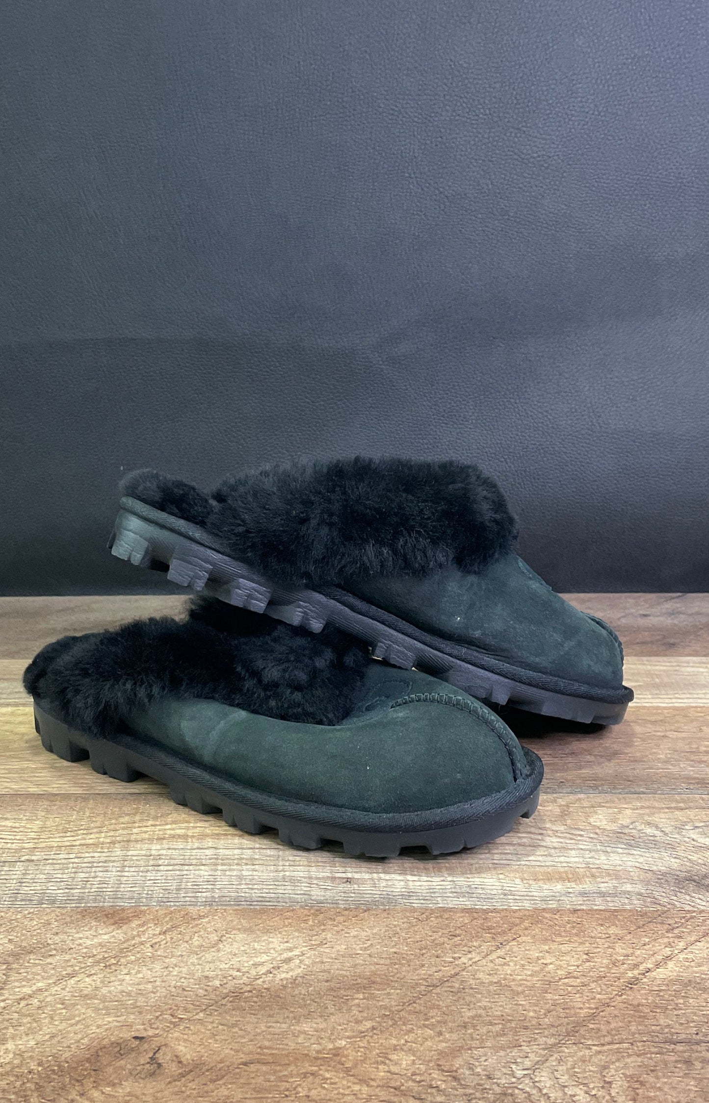 UGG Coquette Black Suede Sheepskin Fur Slide Slippers Women's Size 8