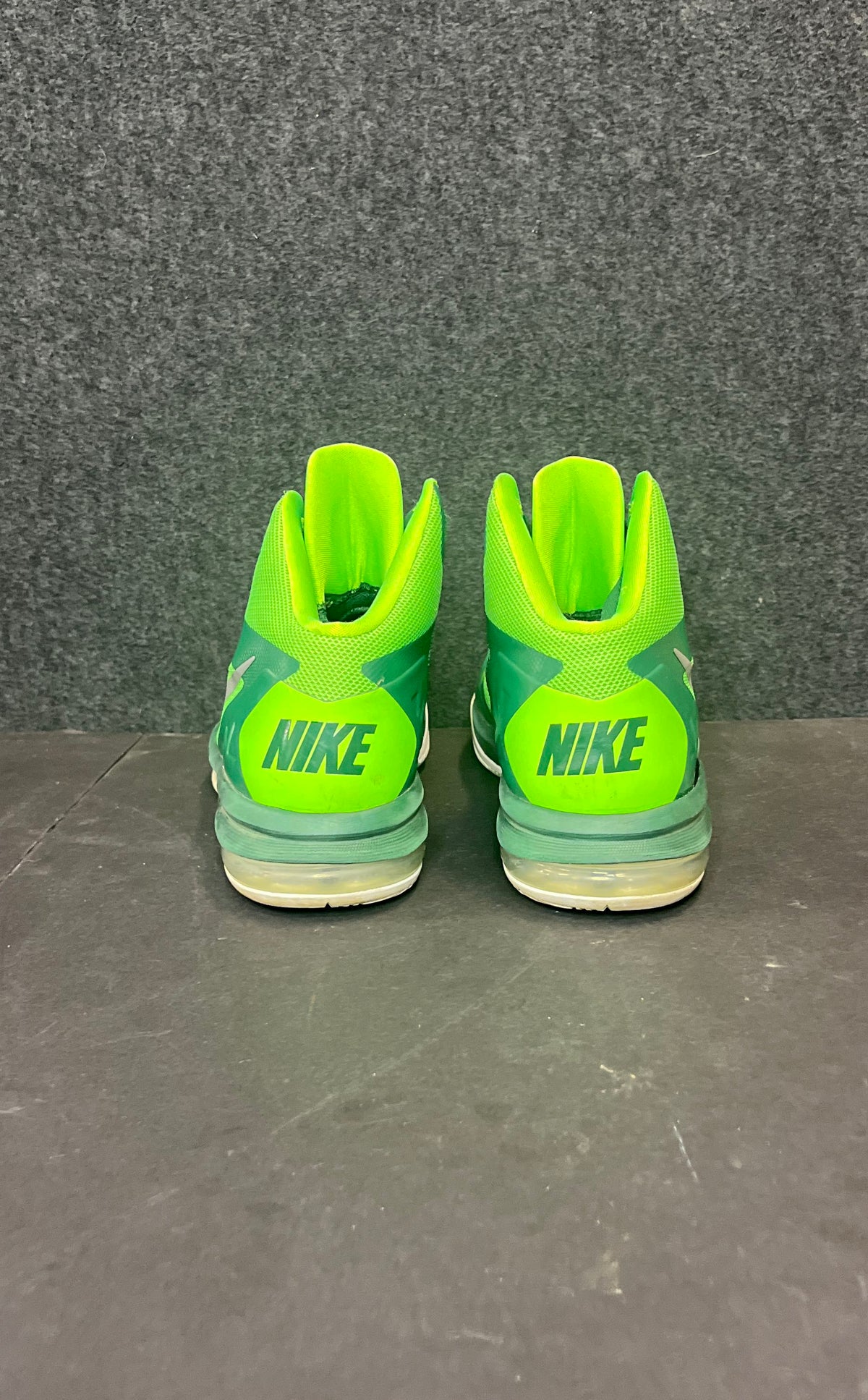 Nike Air Max Stutter Step Green White Basketball Shoes Size 10.5