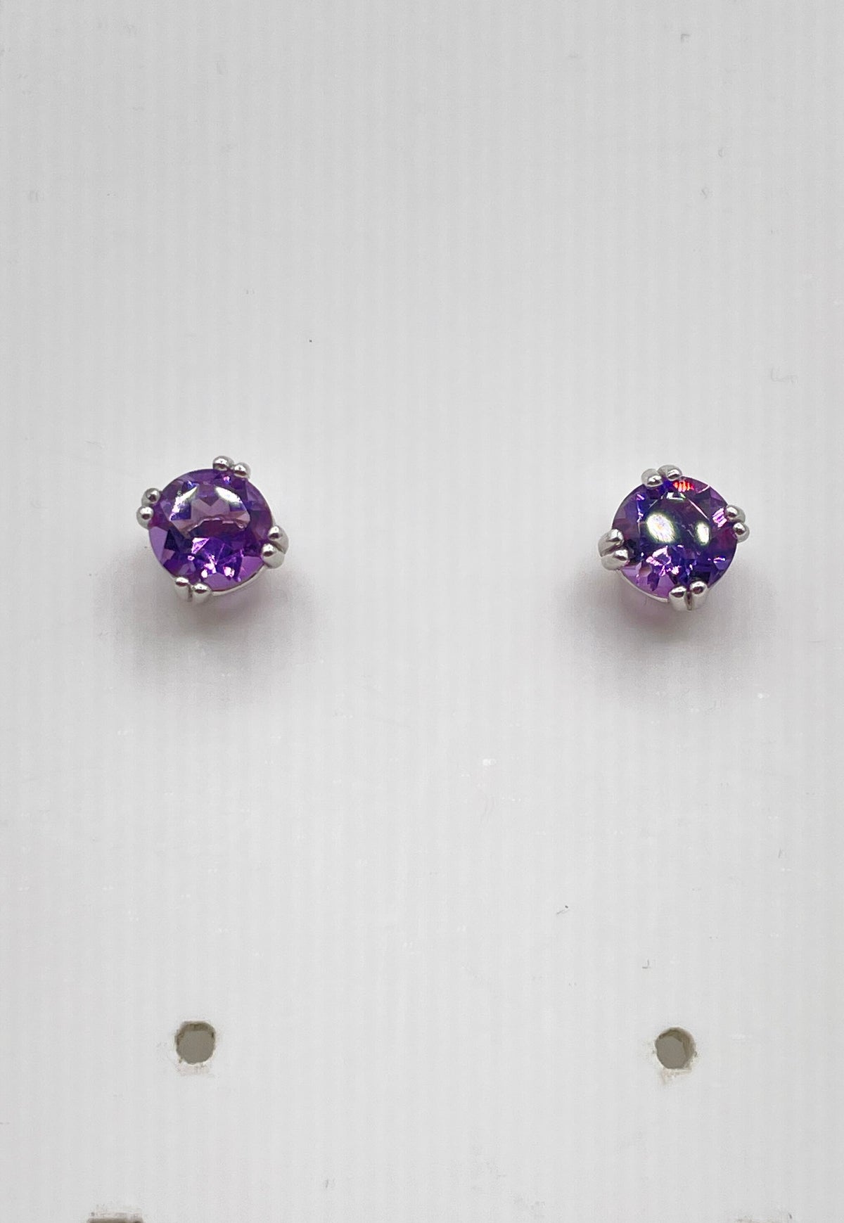 925 Sterling Silver Purple Amethyst Stud Earrings 1.5g