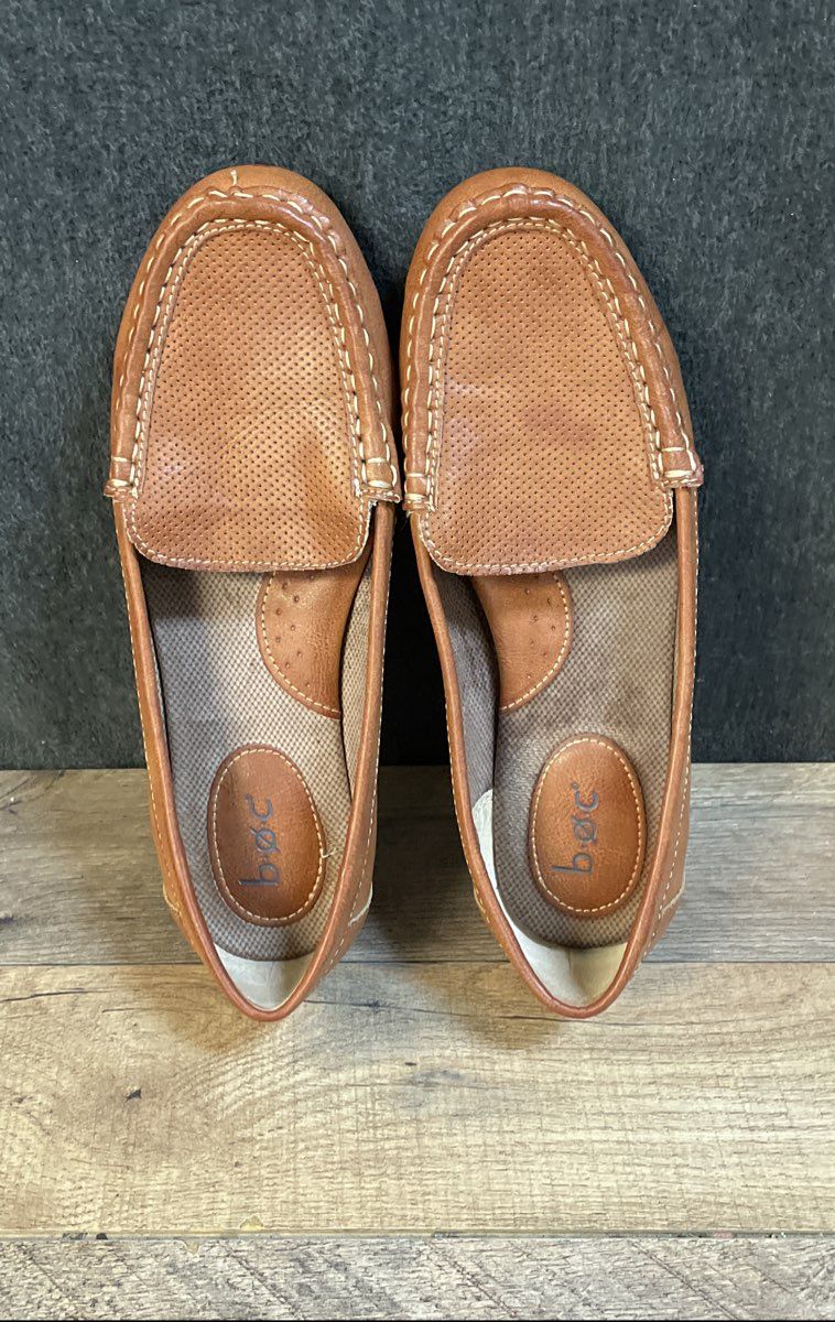B.O.C. Brown Moc Toe Slip On Loafer Flats Women's Size 9W