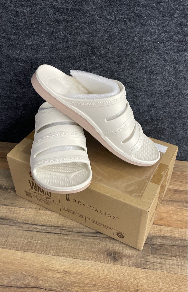 Revitalign Cabana Slide Sandshell Women's Sandals Size 9W NIB