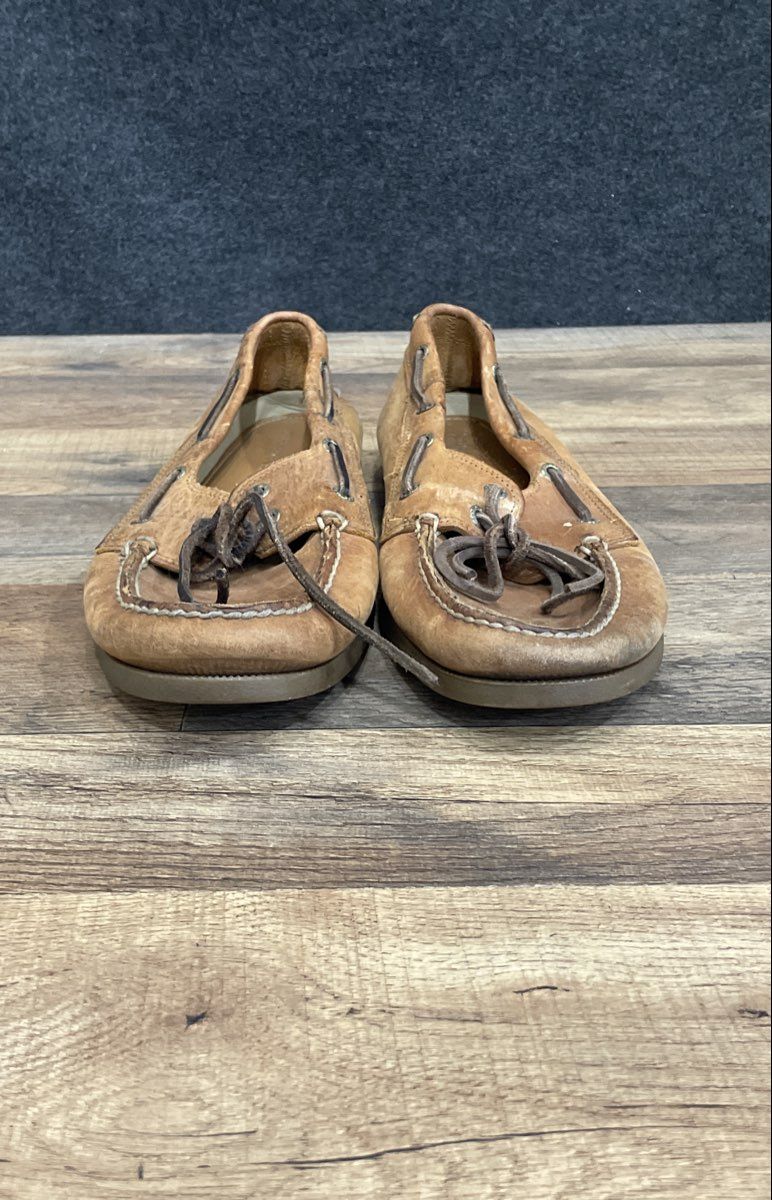 G.H. Bass Newport Hampton Brown Leather Boat Shoes Men's Size 10.5W