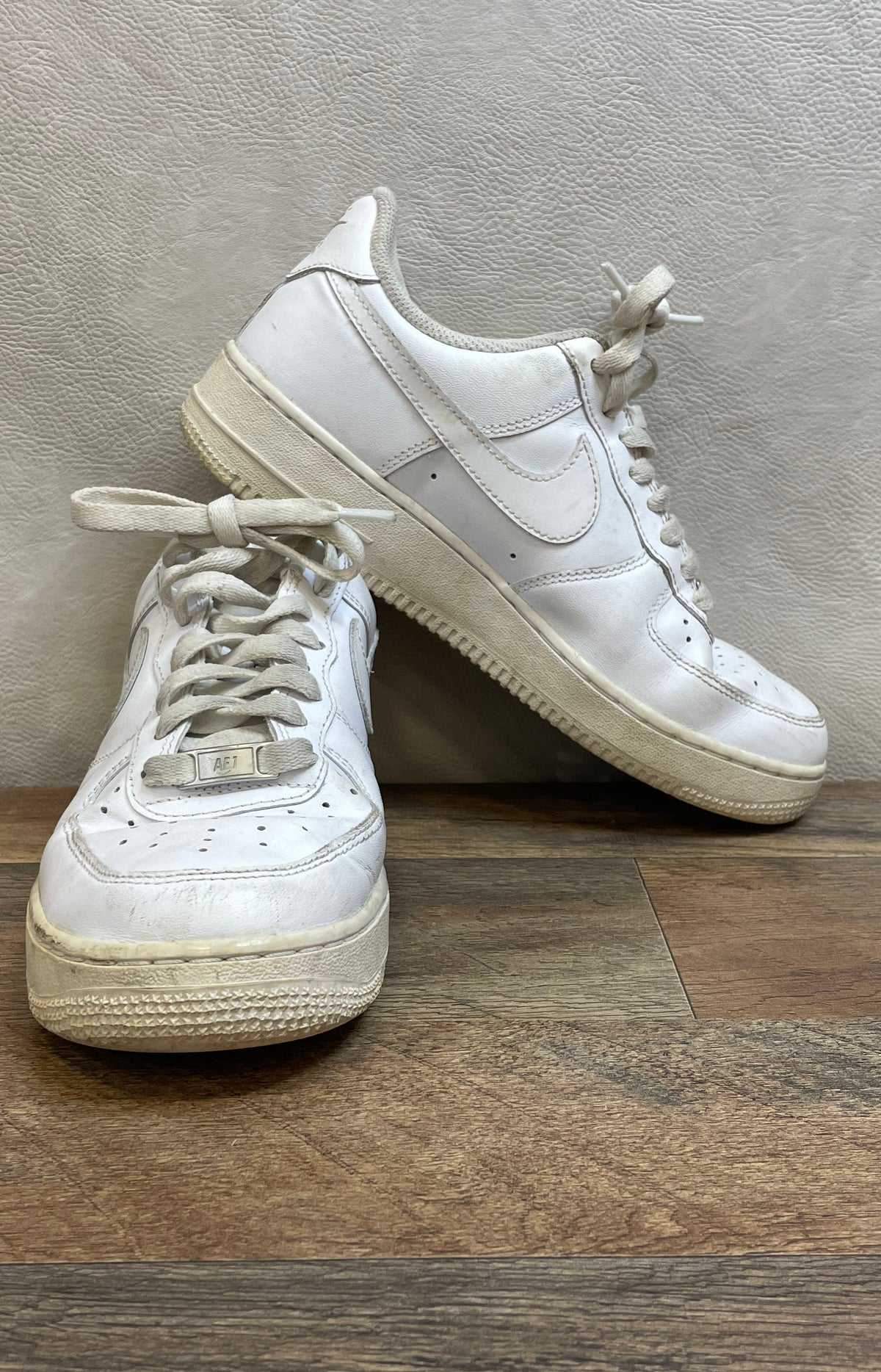 Nike Air Force 1 Low '07 Triple White Women's Sneakers DD8959-100 Size 9