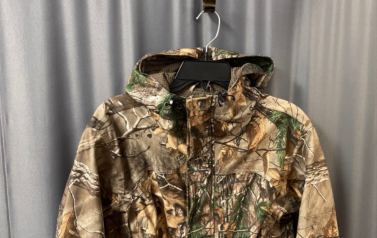 Gander Mountain Guide Series Women's Camo Jacket Realtree Xtra TechH2O Sz S