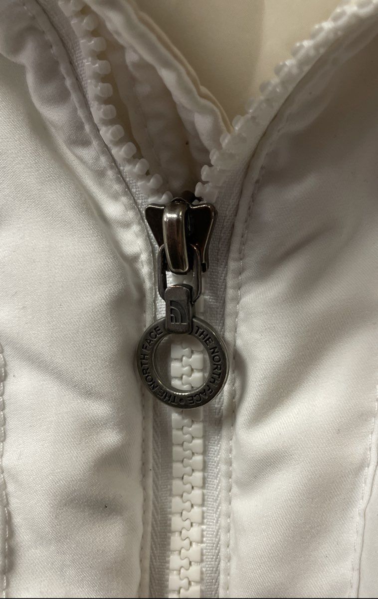 The North Face Women's White Hooded Quilted Puffy Bomber Jacket Parka Sz M