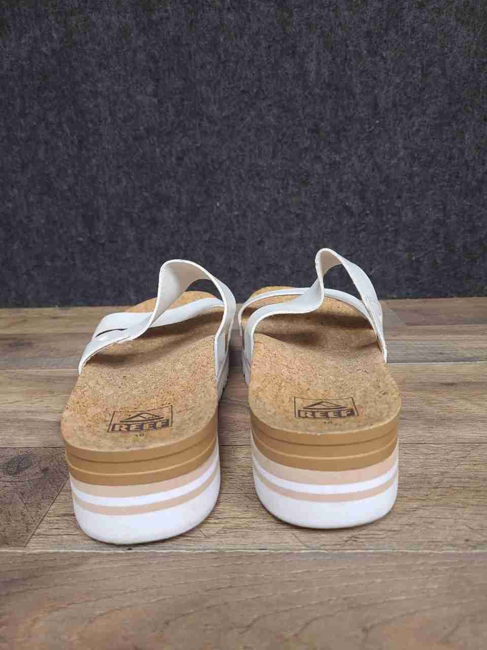 Reef Cushion Vista Hi White Double Strap Platform Sandals Women's Size 10