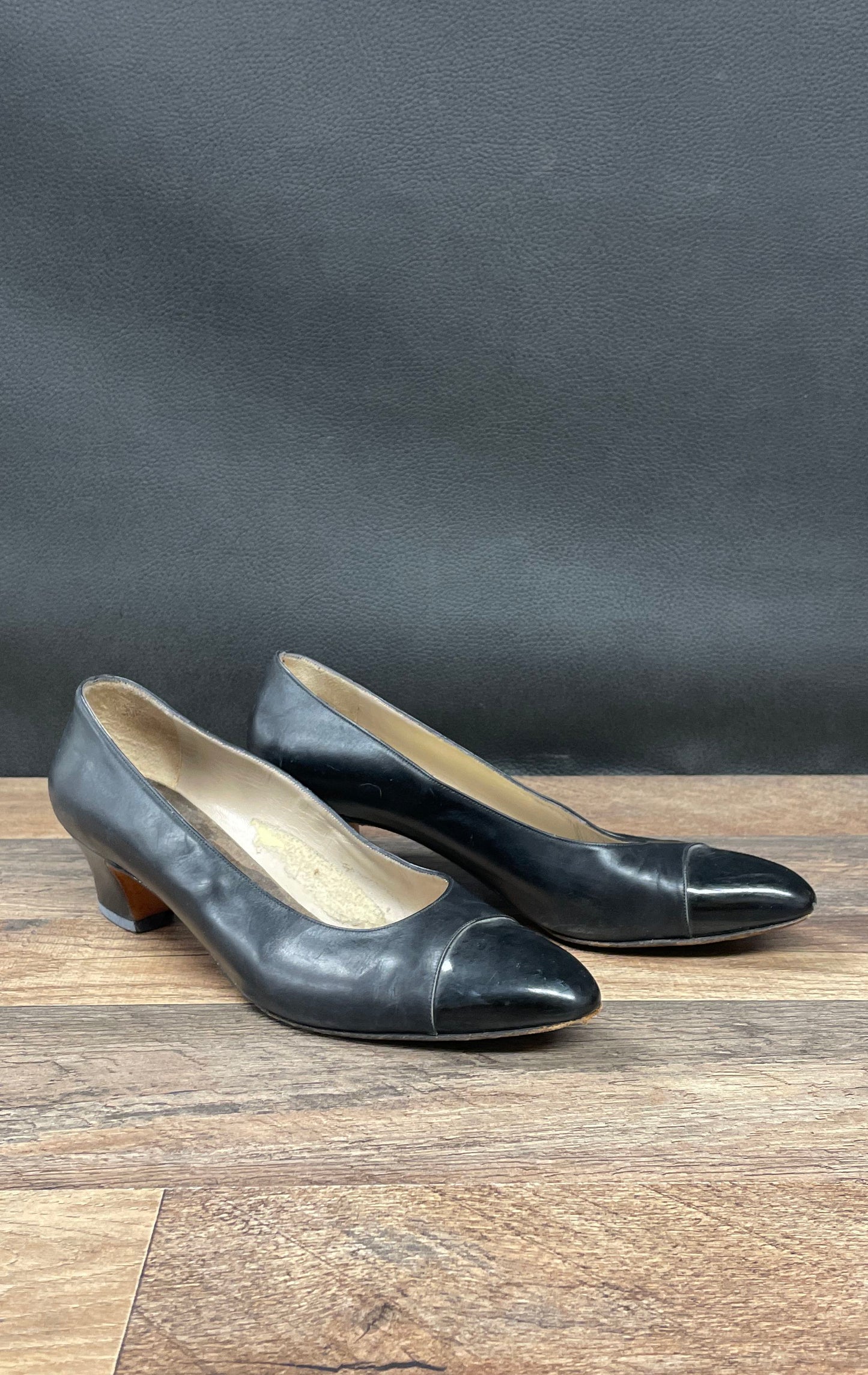 Salvatore Ferragamo Black Leather Patent Cap Toe Block Heel Pumps Size 7.5B