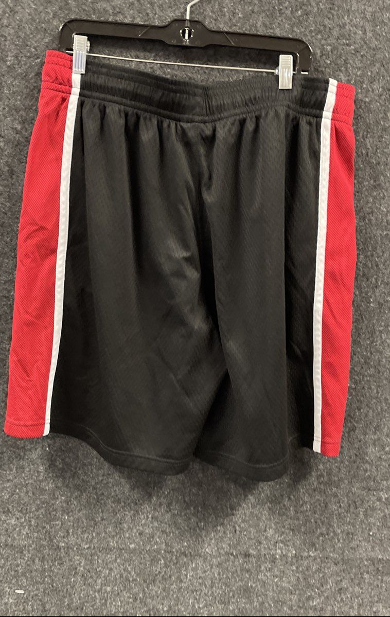 AND1 Men's Basketball Shorts Black Red White Mesh Athletic Side Stripe Sz XL