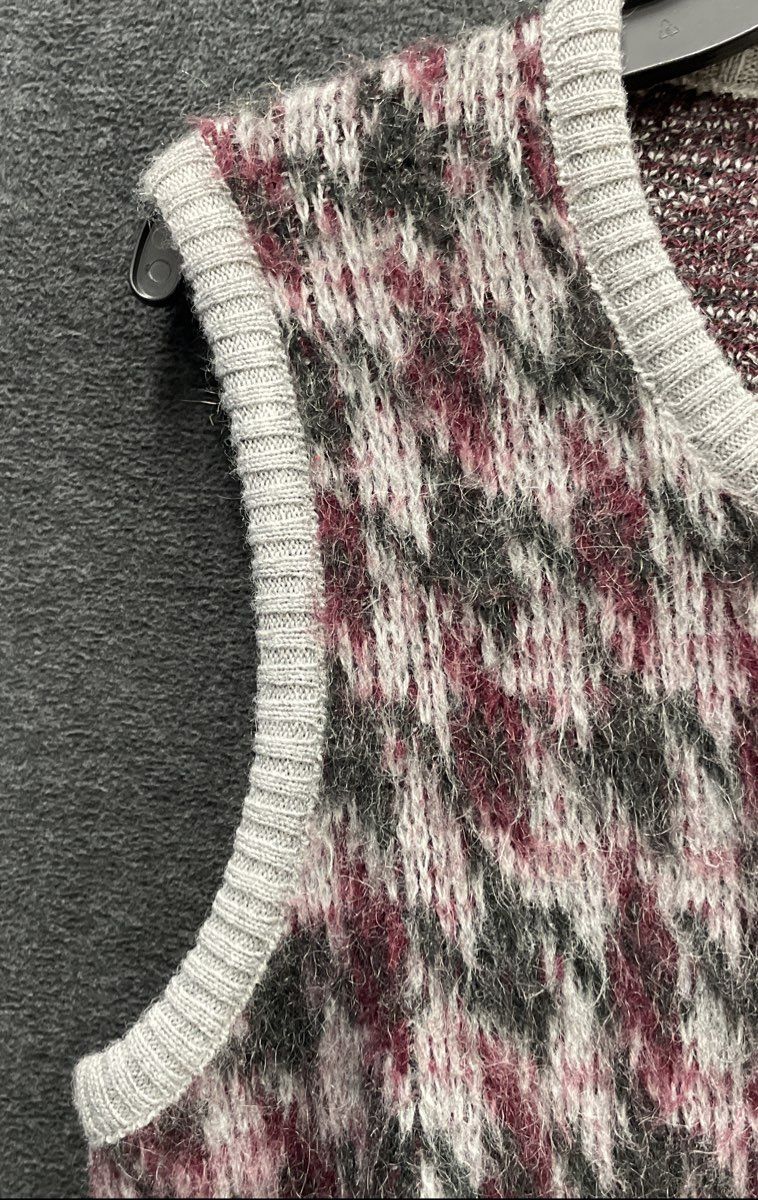 Vintage 70s Kings Road Men's Sweater Vest Gray Maroon Mohair Blend Fuzzy Sz M