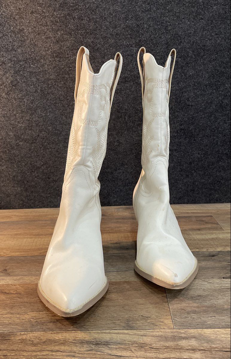 Oasis Society White Faux Leather Western Cowboy Boots Women's Size 10