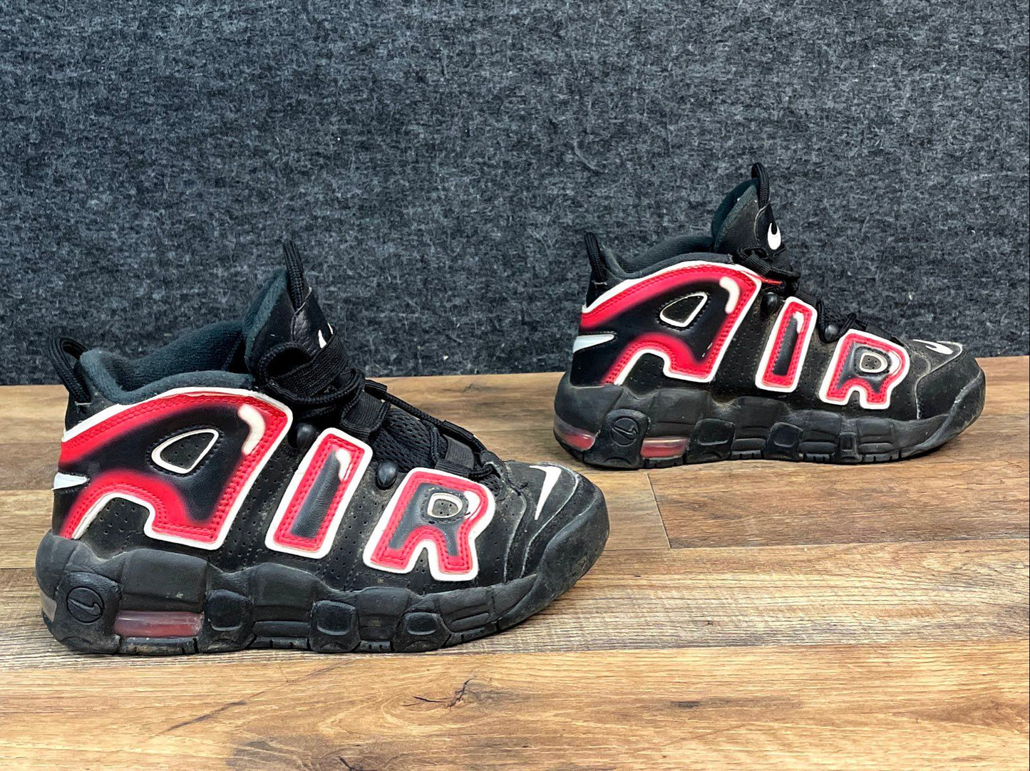 Nike Air More Uptempo GS Black Laser Crimson White Basketball Shoes Size 4Y