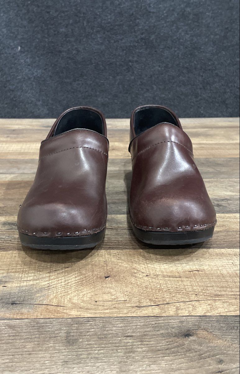 L.L. Bean Comfort Professional Dark Brown Leather Slip On Clogs Women's Size 9M