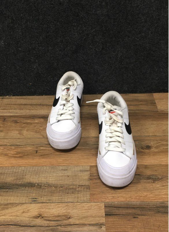 Nike Court Legacy Lift White Black Platform Women's Shoes DM7590-100 Size 6.5