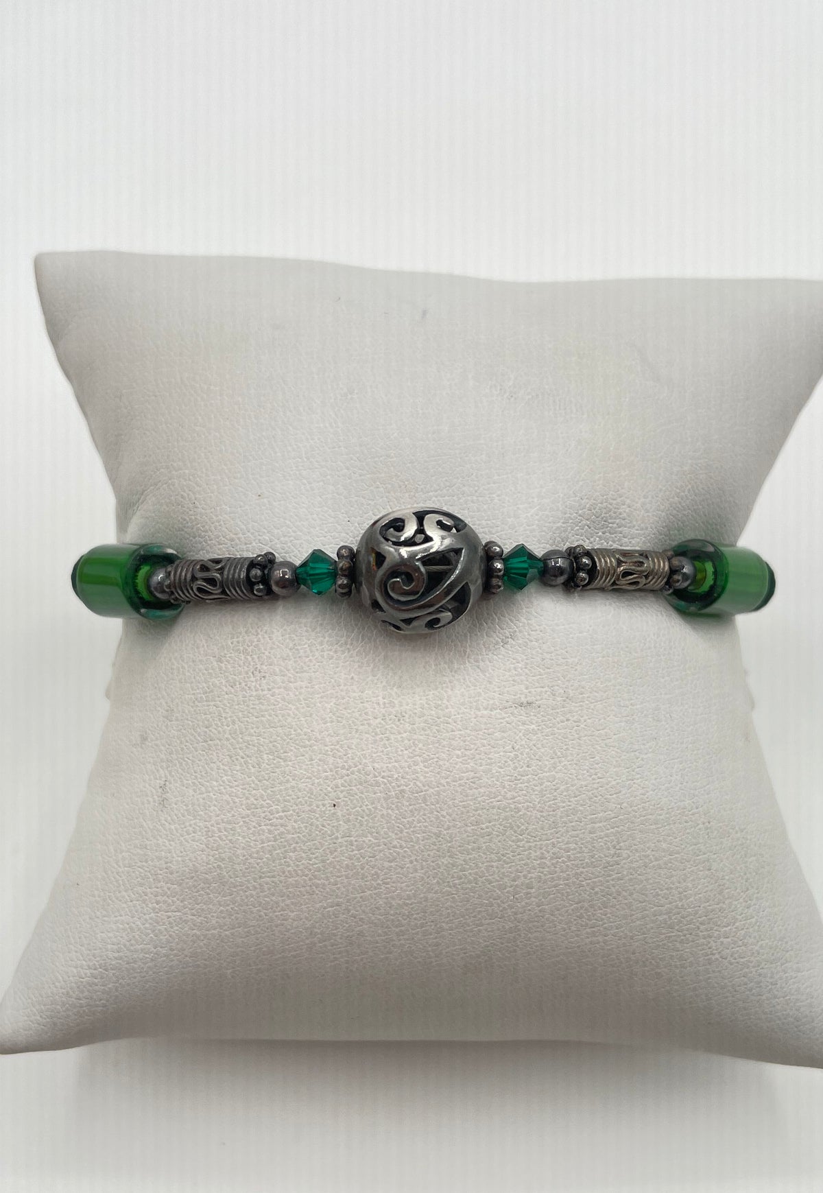 925 Sterling Silver Green Glass Bead Toggle Clasp Bracelet (Unmarked) 13.9g