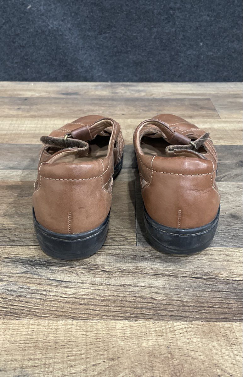 Clarks Collection Brown Leather T-Strap Comfort Mary Jane Shoes Women's Size 8