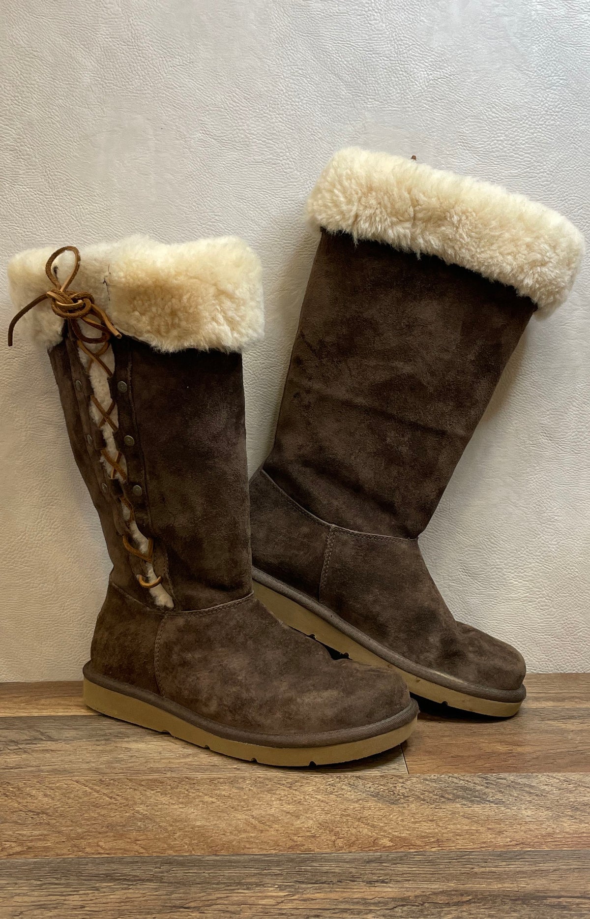Vintage 2000s UGG Australia Upside Tall 5163 Brown Suede Boots Women's Size 9