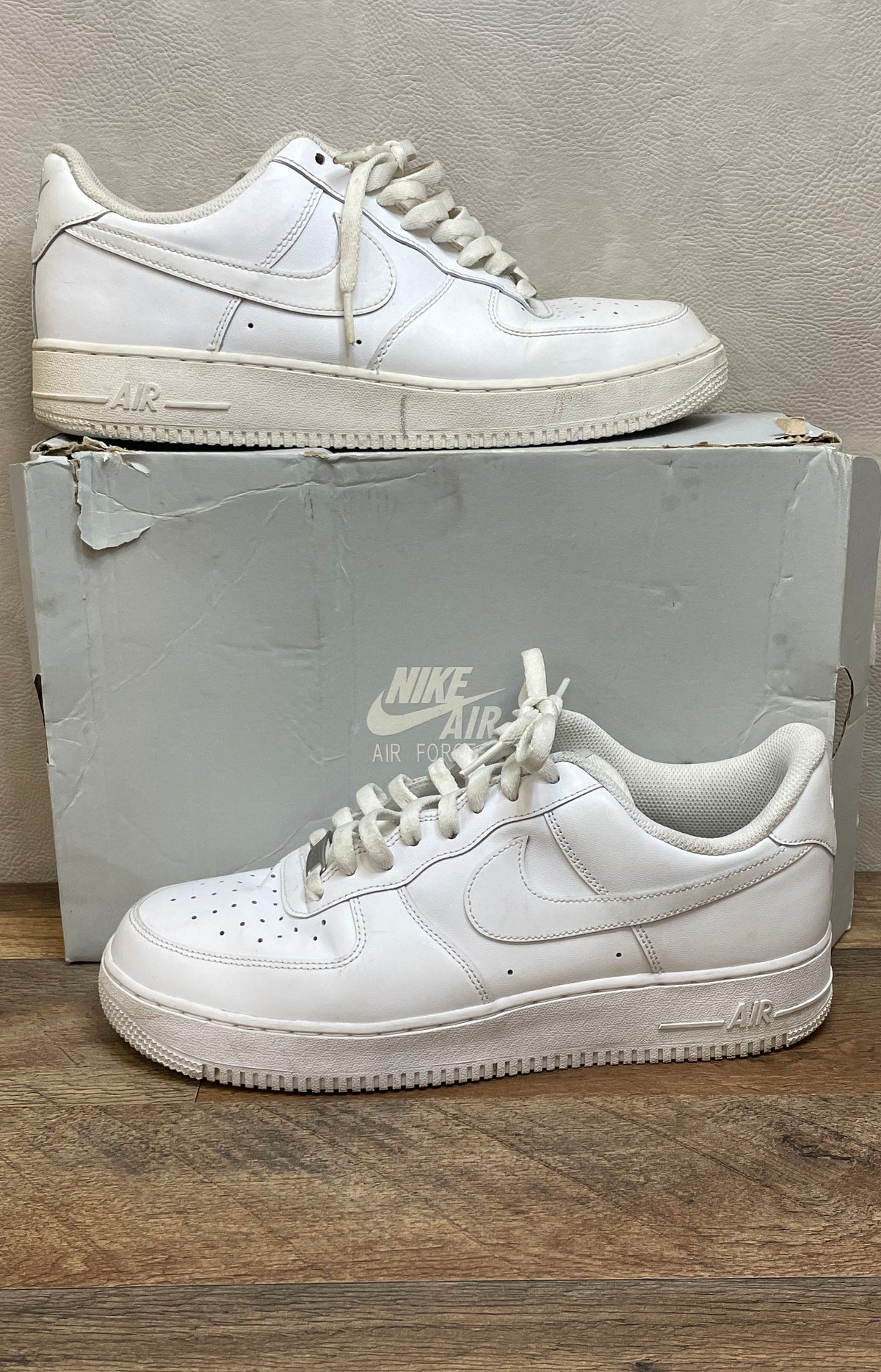 Nike Air Force 1 Low '07 Triple White Sneakers Men's Size 11 CW2288-111
