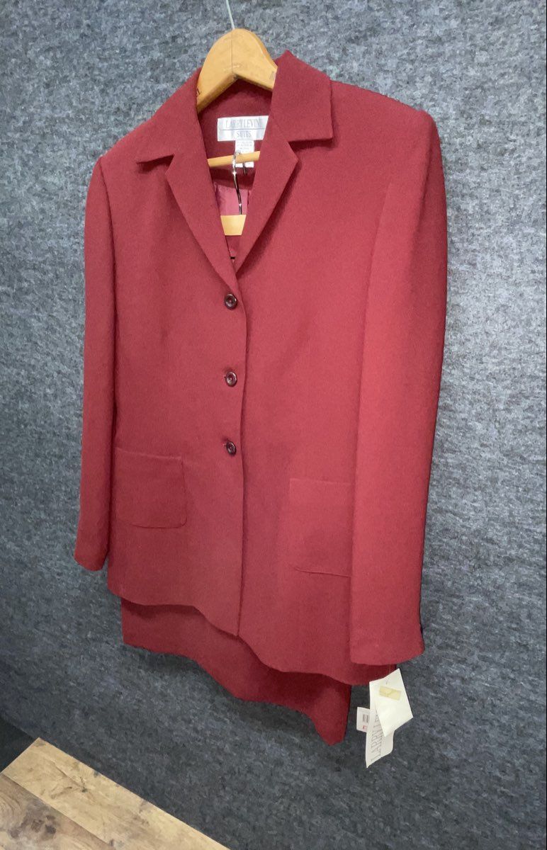 Larry Levine Women's Berry Plum Purple 2pc Skirt Suit Vintage Y2K NWT Sz 10