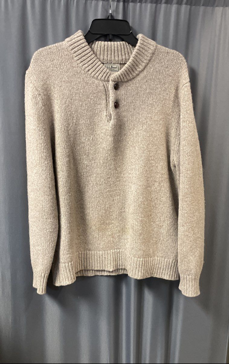 L.L. Bean Men's Beige 100% Lamb's Wool Henley Sweater Size L