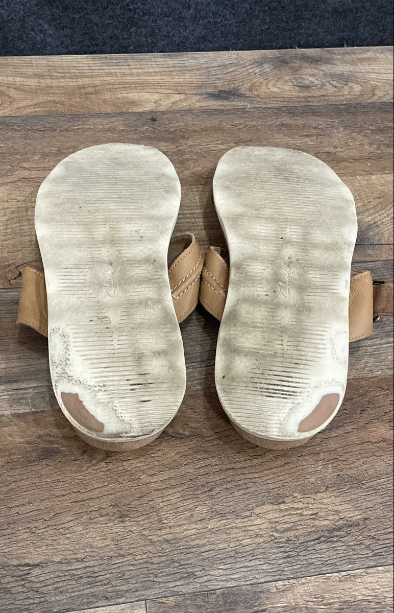 Clarks Collection Brown Toe Loop Slide Sandals Women's Size 11M